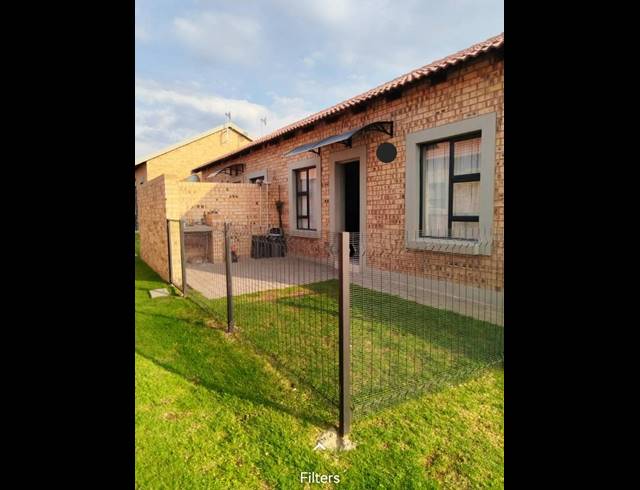3 BEDROOM SECTIONAL TITLE FOR SALE IN TERRA NOVA